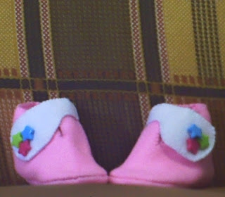 pola membuat sepatu bayi flanel