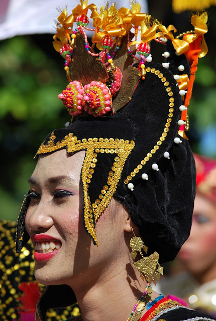 traditional people from Indonesia