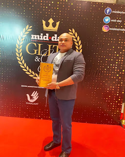 MR. ASHOK PRASAD ABHISHEK, CEO, MD & PRODUCER (iEveEra Pvt. Ltd.) RECEIVED ICONIC PRODUCER AND ENTREPRENEUR AWARD BY MID-DAY - GLITZ AND GLAM AWARD 2022