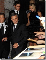 article-2036220-0DD2957000000578-732_468x611