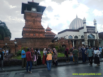 Keunikan masjid menara kudus