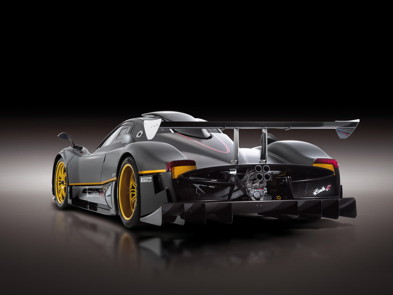 zonda r clubsport