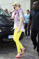 Kylie Minogue in yellow neon jeans signing autographs in Hamburg