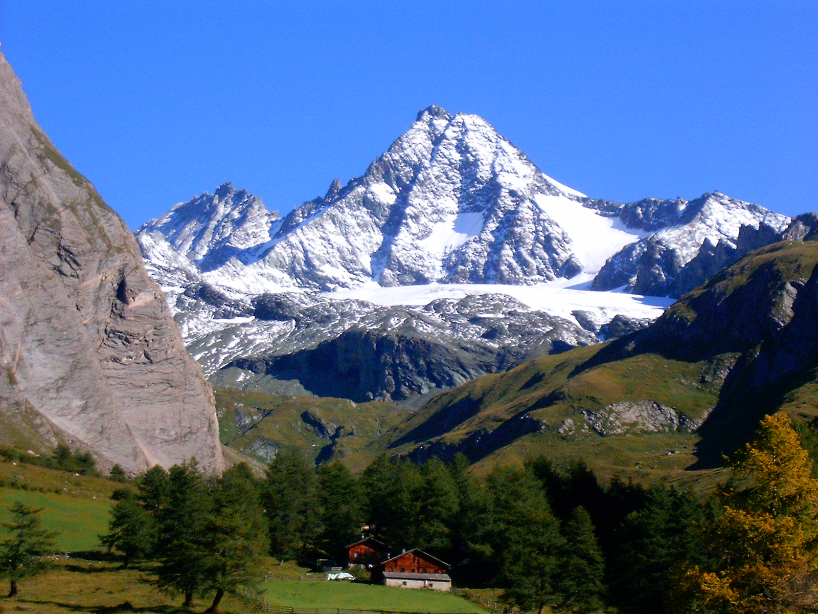 9 puncak gunung paling cantik di dunia. Sumber Google.