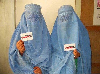 taliban alunos se vestem na uniban