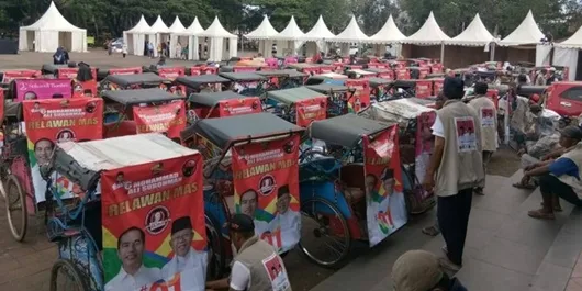 Prabowo Kampanye di Serang, Ratusan Tukang Becak ini Pawai untuk Dukung Jokowi