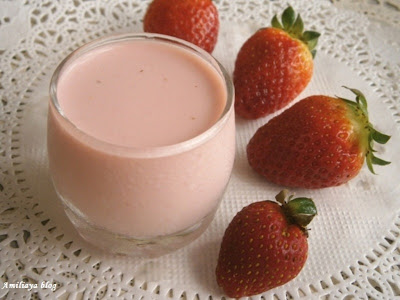 strawberry pudding