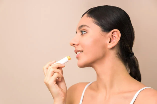 4-hal-yang-perlu-diperhatikan-sebelum-membeli-lip-balm