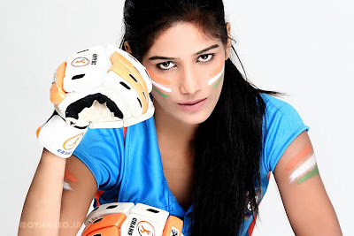 Poonam Pandey Wiki & Hot Photos