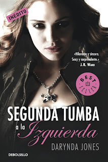 Segunda tumba a la izquierda | Charley Davidson #2 | Darynda Jones