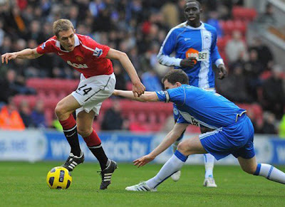 darren Fletcher Man Utd, Gary Caldwel Wigan Athletic