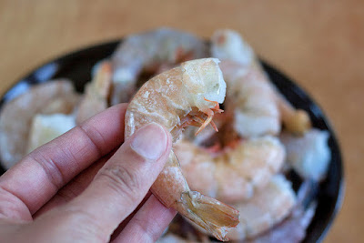 Whole shrimp with shell