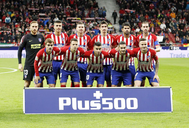 CLUB ATLÉTICO DE MADRID - Temporada 2018-19 - Oblak, Rodrigo, Lucas, Savic, Diego Costa y Godín; Griezmann, Arias, Ángel Correa, Koke y Saúl. CLUB ATLÉTICO DE MADRID 2 (Godín, Filipe Luis) REAL SOCIEDAD DE FÚTBOL DE SAN SEBASTIÁN 0. 27/10/2018. Campeonato de Liga de 1ª División, jornada 10. Madrid, estadio Wanda-Metropolitano.