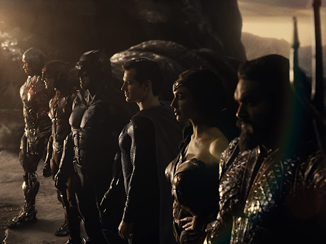 Ray Fisher, Ezra Miller, Ben Affleck, Henry Cavill, Gal Gadot, Jason Momoa. Imagen de Warner Bros.