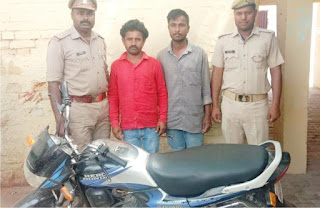 चोरी की बाइक के साथ चोरों को लाइन बाजार पुलिस ने किया गिरफ्तार  | #NayaSaberaNetwork