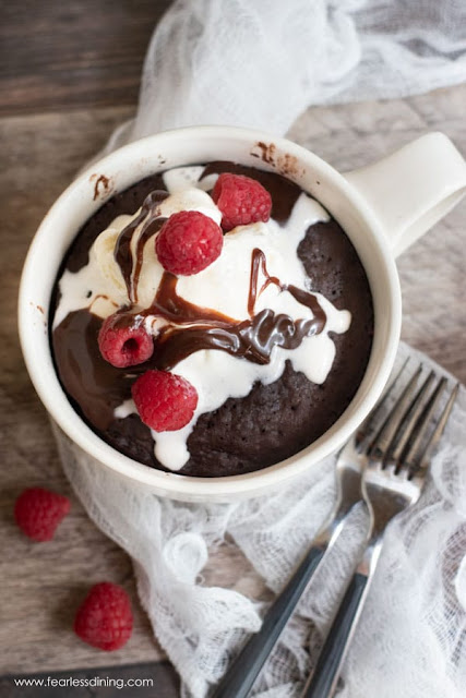 19 Gluten Free Mug Cake Recipes for Valentine's Day
