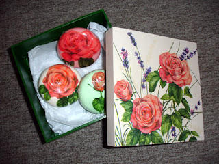 Decoupage em sabonetes