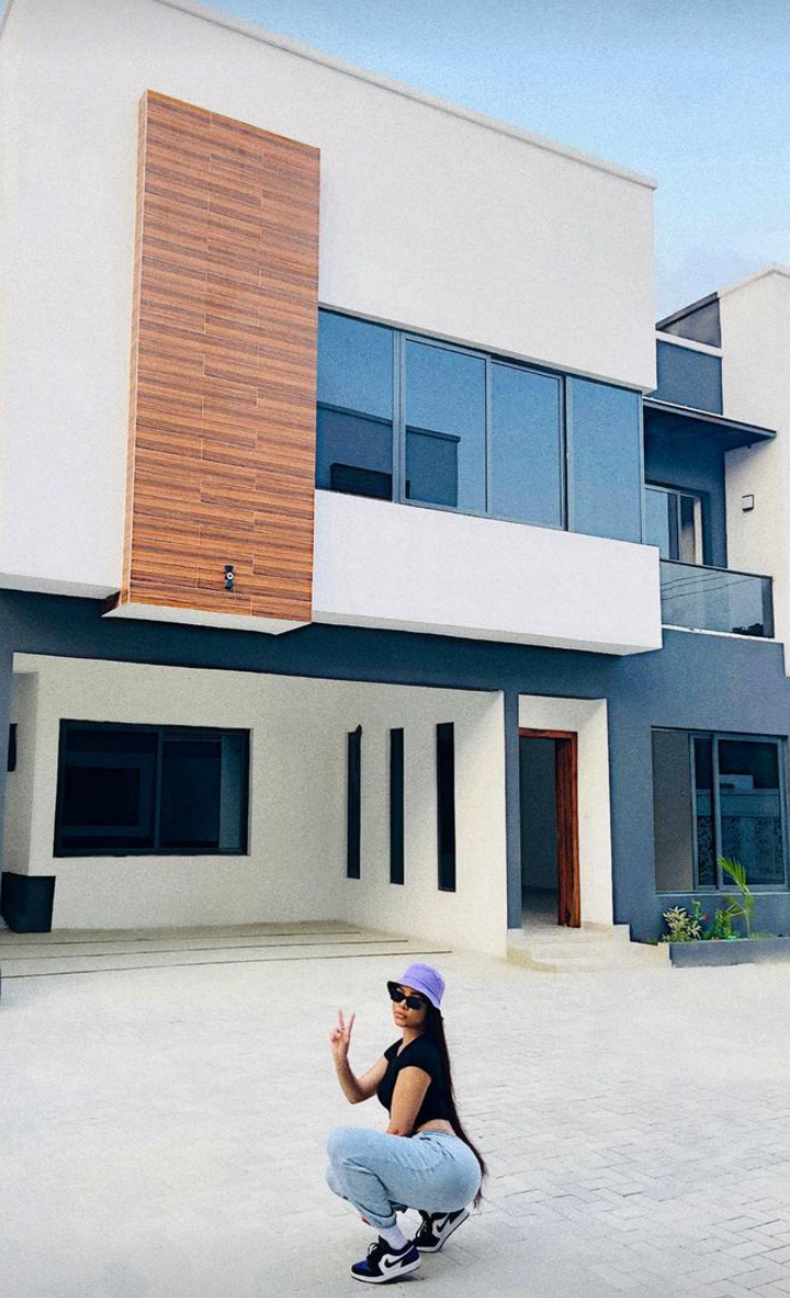 PHOTOS: BBNaija season five housemate Nengi acquire new house