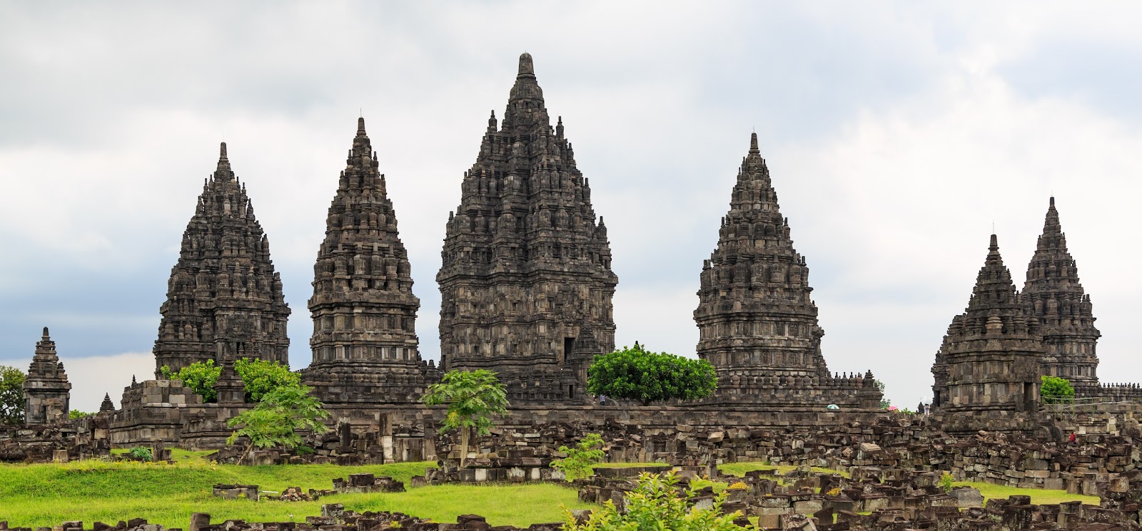 15 Tempat Bersejarah Di Indonesia Yang Wajib Kamu Ketahui MARKIJARCom