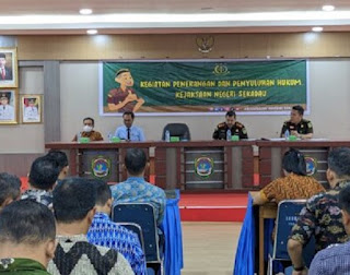 Pemerintah Daerah Sekadau Gelar Kegiatan Penerangan dan Penyuluhan Hukum untuk Kepala Desa dalam Pengelolaan Dana Desa