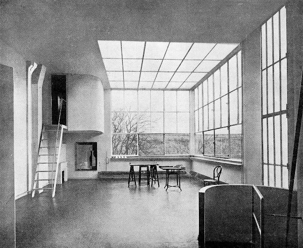 Paris - 14ème - Maison-atelier du peintre Amédée Ozenfant  Architecte: Le Corbusier  Construction: 1922 