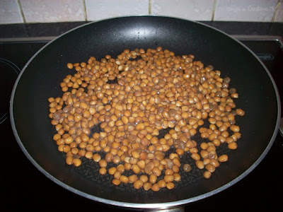 Fried potatoes with lentils-Vegan and gluten-free recipe by Cristina G.