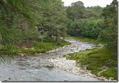 river dee.lui water