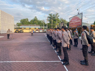  Polres Trenggalek Berangkatkan 1 SSK Personel BKO Pilkades Serentak ke Bangkalan