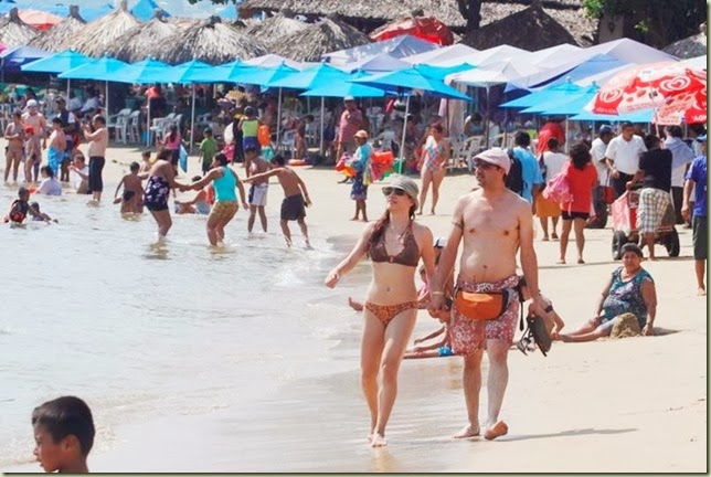 acapulco_turistas_navidad-movil
