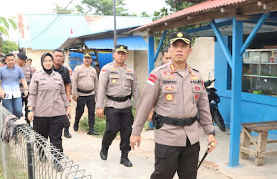 Setelah Diratakan Tempat Narkoba dan Perjudian, Kapolresta Barelang Mengecek Pos Pam Terpadu Simpang Dam