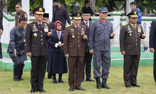 Kapolda Banten Hadiri Upacara Ziarah Peringatan Hari Pahlawan