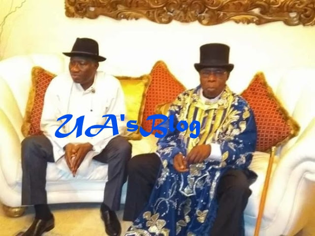 Olusegun Obasanjo Spotted With Goodluck Jonathan Inside His Residence In Otueke (Photos)