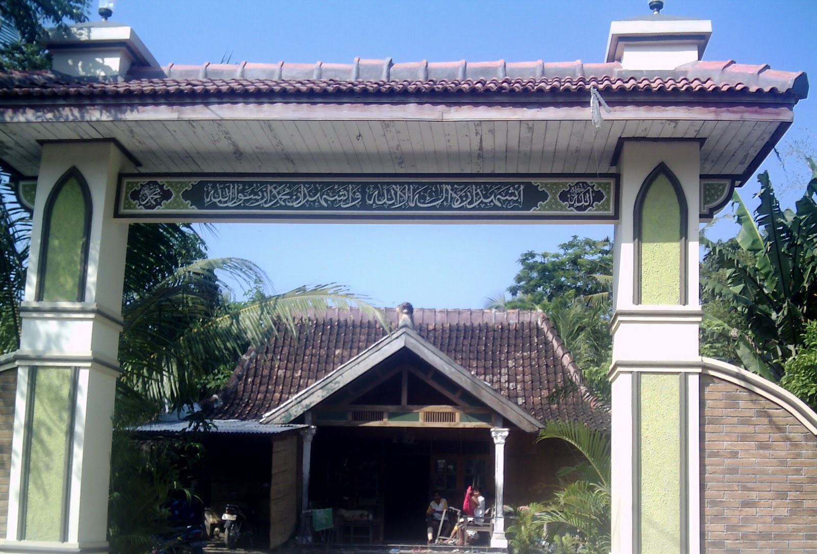 Just Share: Akulturasi Budaya Islam dengan Hindu