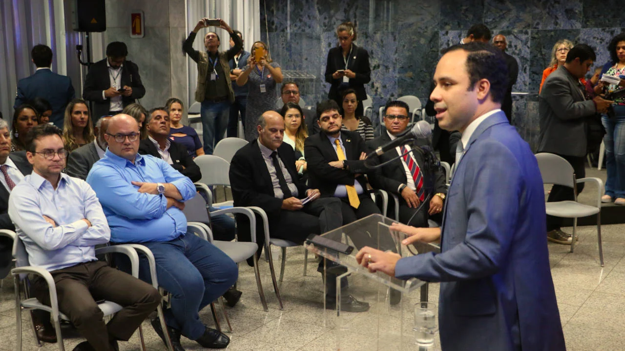 O secretário Mateus Leandro pontuou que a medida é válida para qualquer região do DF. Foto: Renato Alves/Agência Brasília