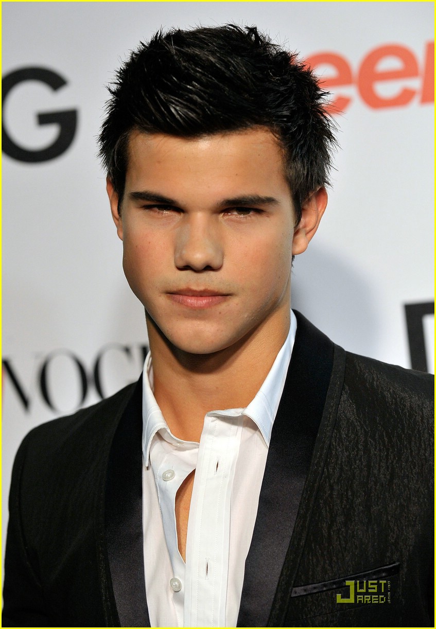 Taylor Lautner - Gallery Colection