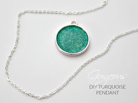 http://www.whitehousecrafts.net/#!DIY-GLITTER-TURQUOISE-NECKLACE/cmbz/56df2b400cf28271c601d4bc