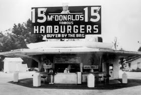 El primer restaurante McDonald's