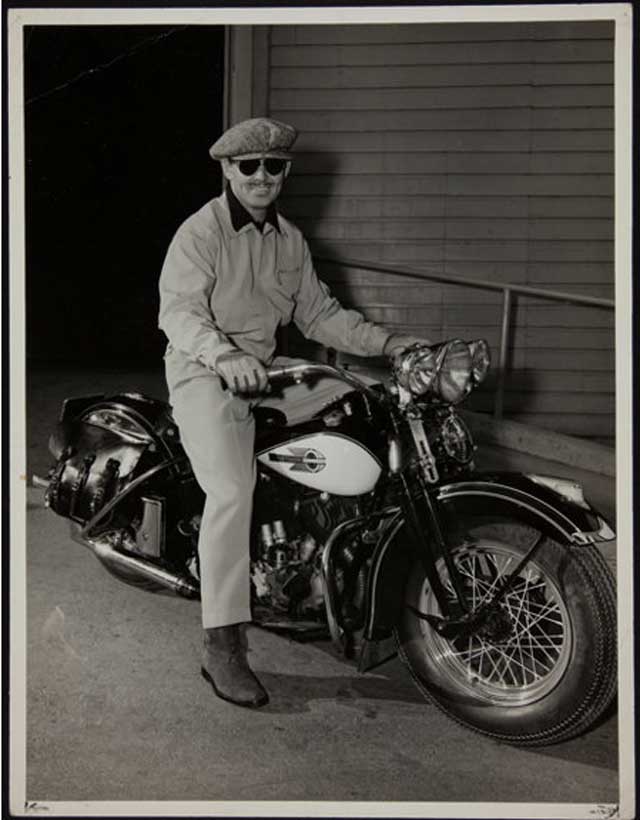 Clark Gable promotional shot, 6 March 1942 worldwartwo.filminspector.com