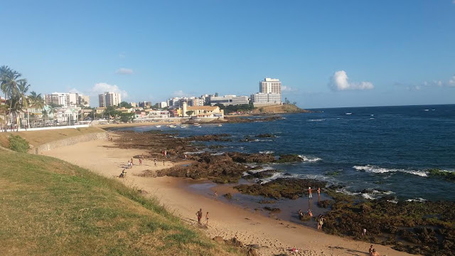 Encontro na  Praia dos Complexados