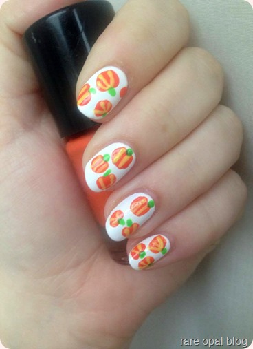 Shiny pumpkin nails