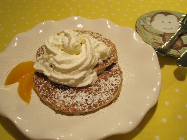 Banana Peaches and Cream Pancake