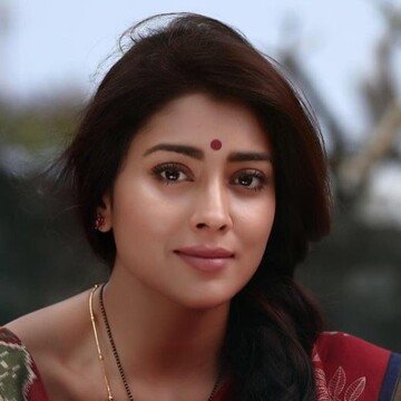 Shriya Saran Image