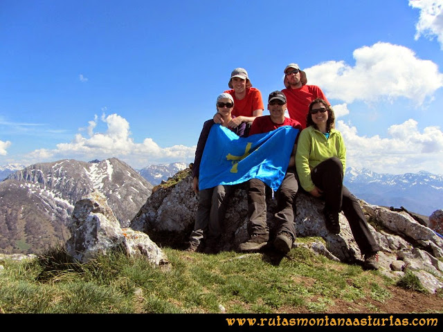 Ruta al Campigüeños y Carasca: Cima del Campigüeños