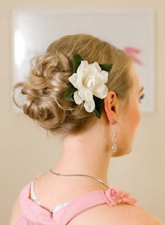 Simple Flower Curly Bun Bridesmaid Hairstyles For Short Hair Wedding