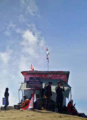 tektok gunung cikuray