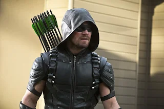 Arrow: Uma Análise Crítica da Série que Revolucionou o Universo DC na TV