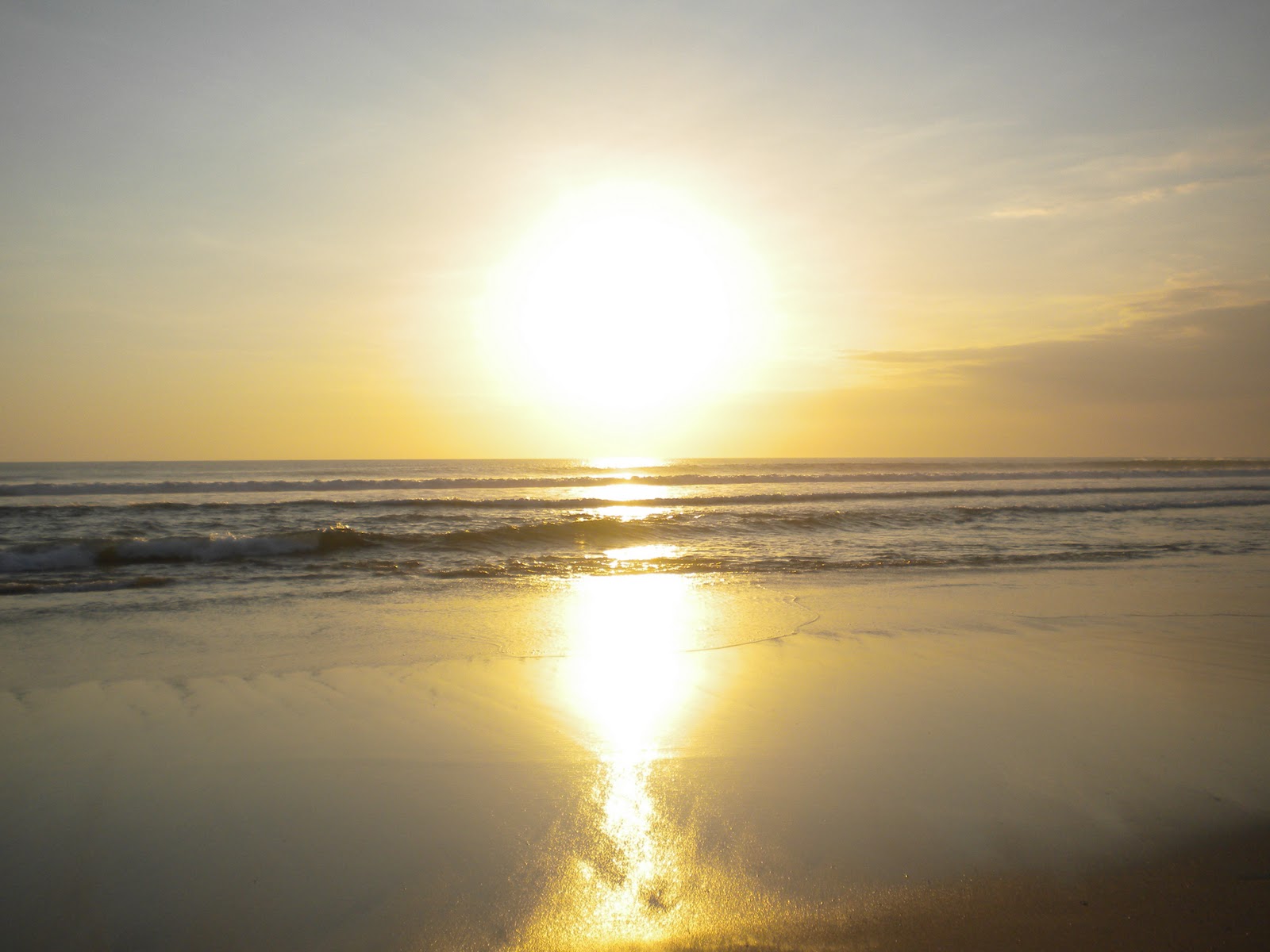 Foto foto Perjalanan Sunset di Pantai Kuta Legian