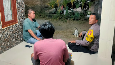 Kedekatan Polri dengan Masyarakat Bhabinkamtibmas Polsek Anyar Polres Cilegon Sambang Dialogis