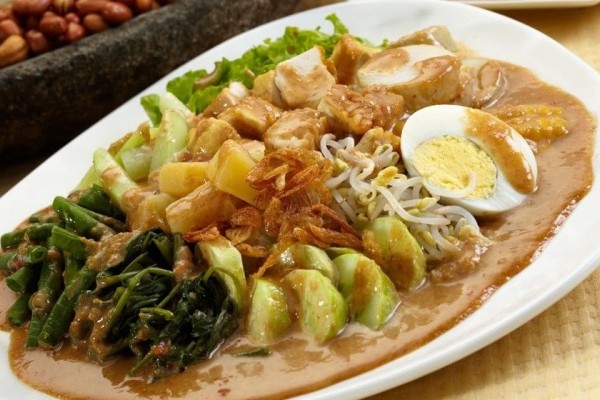 3 Resep  Gado  Gado  Khas Surabaya Betawi dan Padang
