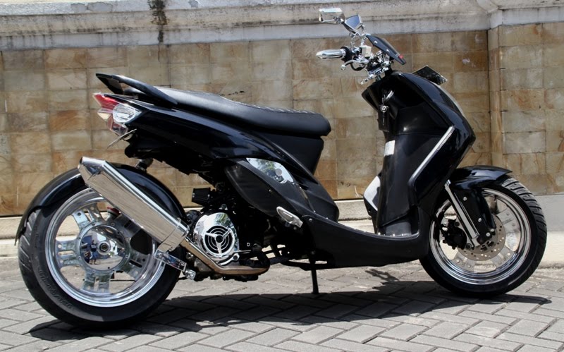  Modifikasi Yamaha Mio Lowrider 